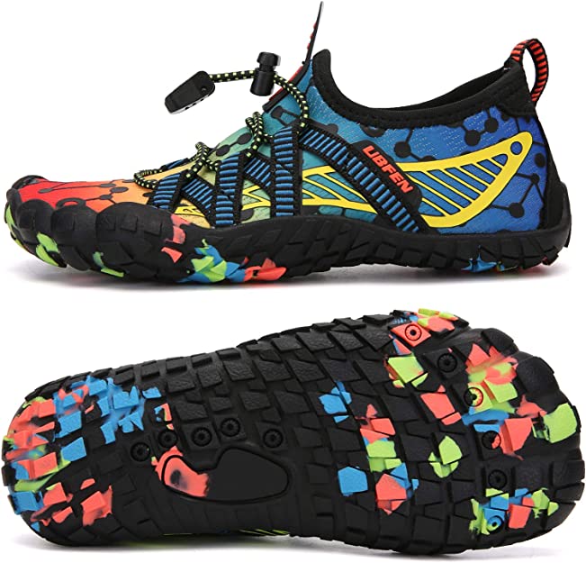 Photo 1 of  Water Shoes for Kids Boys Girls Aqua Socks - size 30-