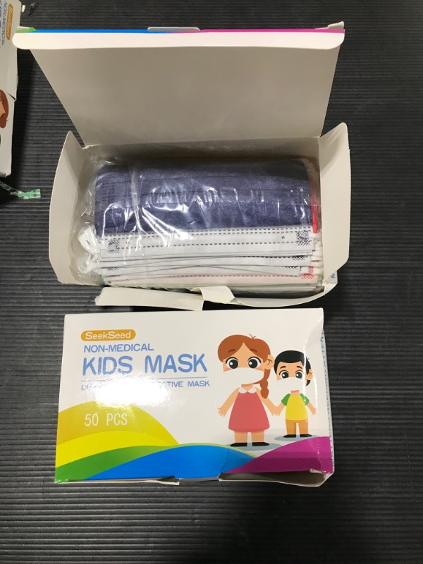 Photo 2 of Kids Disposable Face Masks 2 Pack