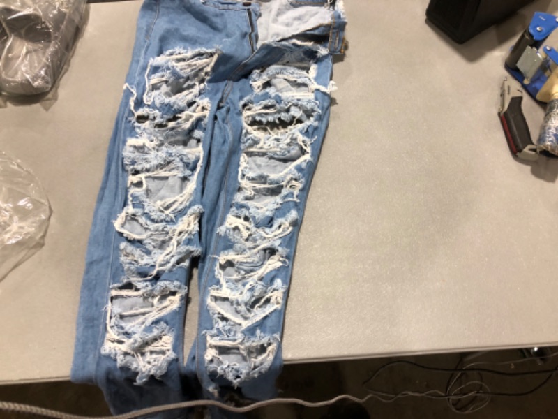 Photo 1 of Aphrodite Women's Ripped Jeans Size15