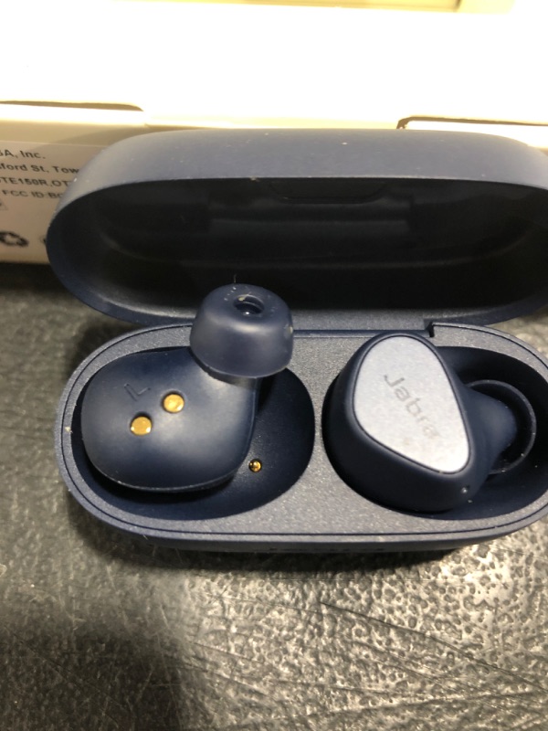 Photo 4 of Jabra Elite 3 True Wireless Earbuds Noise Cancelling Navy. PRIOR USE. 
