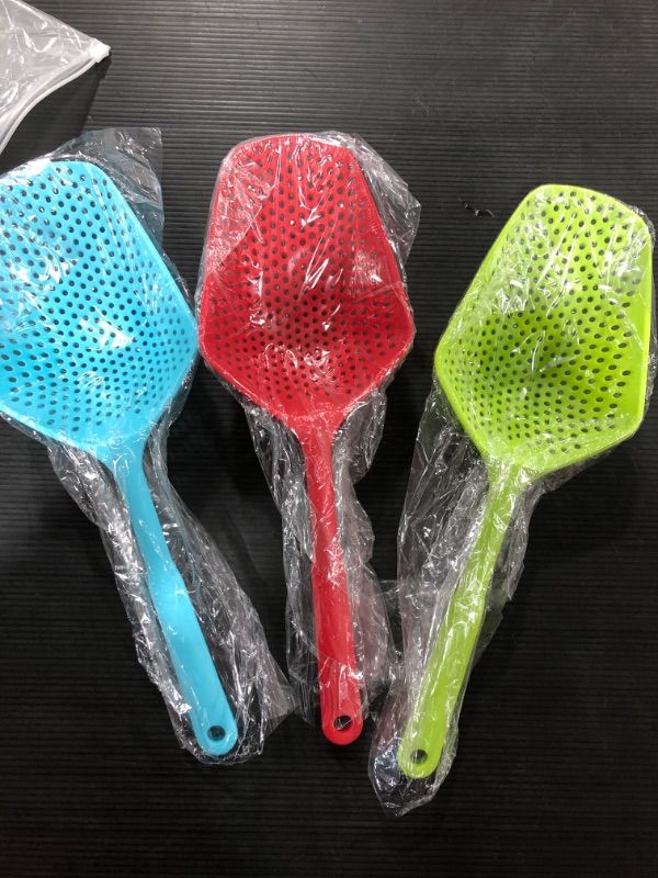 Photo 1 of  3-Pack Food Scoop Colander Strainer Slotted Spoon with Handle, Plastic Heat-Resistant Large Slotted Strainer and Skimmer for Pasta, Vegetables, Salad (3 Colors)