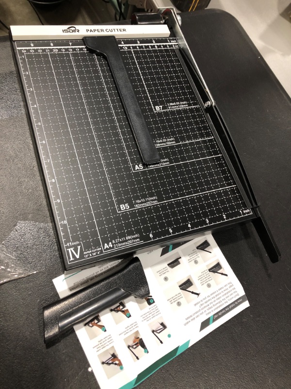 Photo 2 of ISDIR Paper Cutter Guillotine