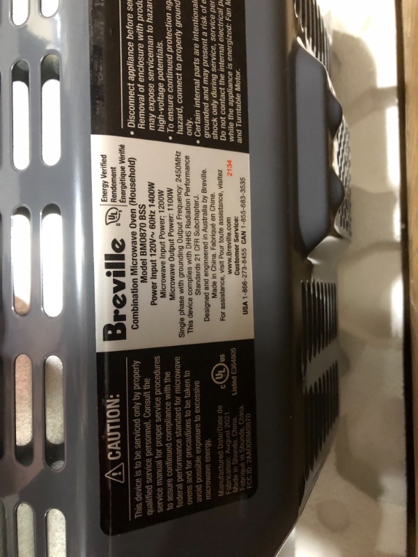 Photo 4 of Breville Combi Wave 3-in-1 Microwave, Air Fryer, and Toaster Oven, Brushed Stainless Steel, BMO870BSS1BUC1
