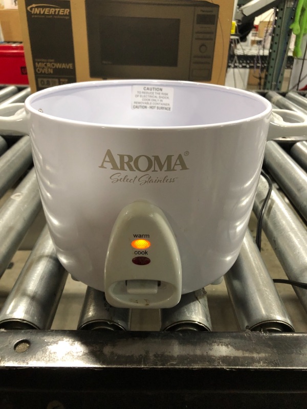 Photo 2 of Aroma Arc-757SG Simply Stainless 14-cup Rice Cooker

