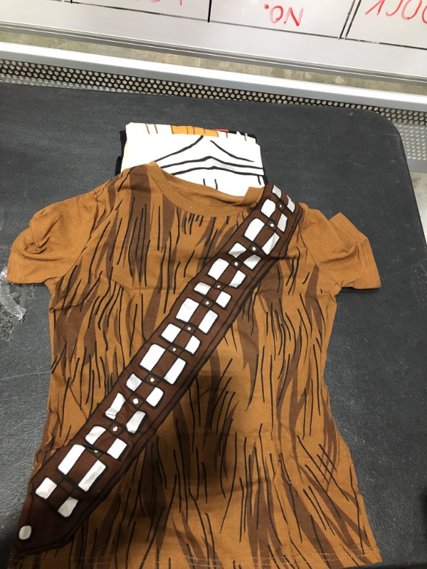 Photo 1 of 4 pack children's Star Wars Shirts 