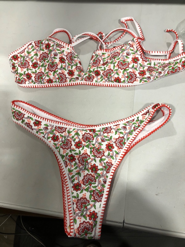 Photo 1 of 2 PIECE BATHING SUIT BIKINI RED FLORAL  MEDIUM 