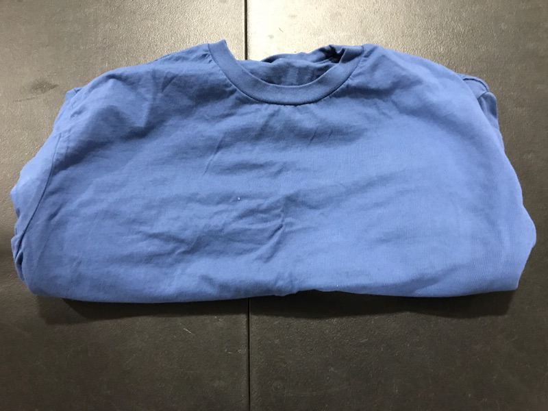 Photo 1 of Amazon Essentials Blue T-Shirt Size L 