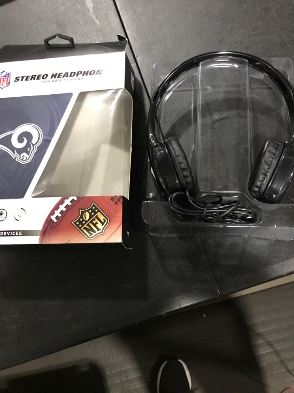 Photo 1 of NFL LA RAMS HEADPHONES