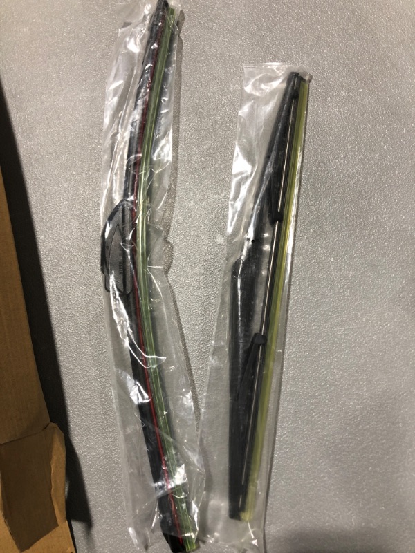 Photo 2 of 3 wipers Replacement for 2014-2021 Jeep Cherokee, Windshield Wiper Blades Original Equipment Replacement - 26"/18"/14" (Set of 3) U/J HOOK 26"+18"+14"
