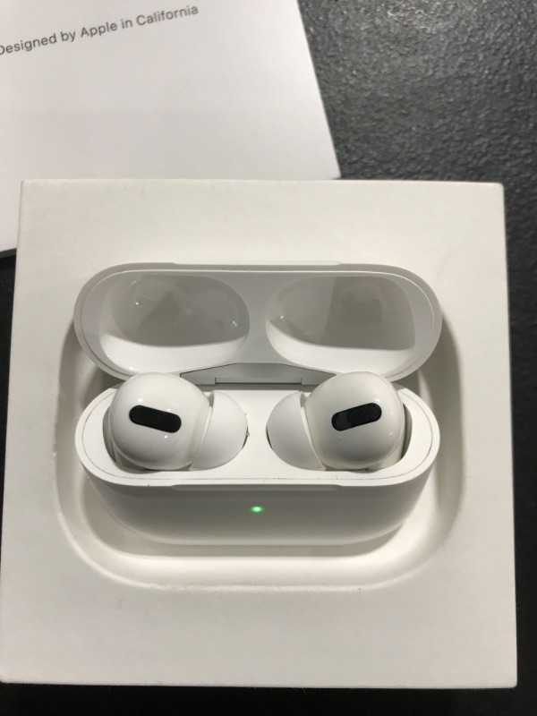 Photo 3 of Air Pods Pro 1st gen