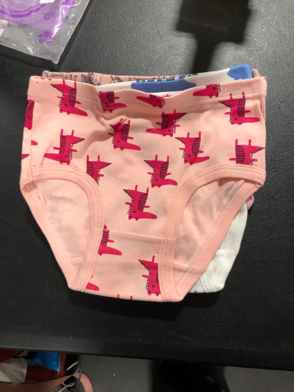 Photo 1 of 6 PACK GIRLS UNDERWEAR , 6