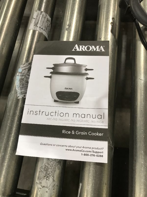 Photo 3 of Aroma - 6-Cup Rice Cooker - White