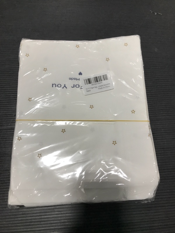 Photo 2 of 100 PCS Paper Bags,8"x10" Paper Sandwich Bags Food Grade Grease Resistant, White with Golden Star Paper Stock Bags for Bakery Cookies,Candies,Treats,Snacks,Sandwiches
