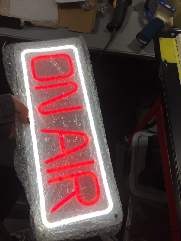 Photo 2 of XIYUNTE ON AIR Neon Sign, USB Powered LED On Air Letter Signs with Switch, Double-Layer Acrylic Red On Air Box Sign with Metal Chain, On Air Sign Light up for Bedroom, Bar, Studio, Office, Shop, Door A-Red White