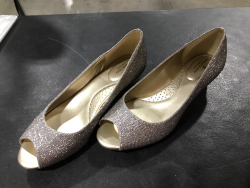 Photo 1 of Bandolino Footwear Women's Armory Pump Shoes 10 Gold