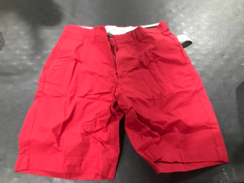 Photo 2 of Amazon Essentials Men's Regular-Fit 9" Lightweight Stretch Short 29 Red