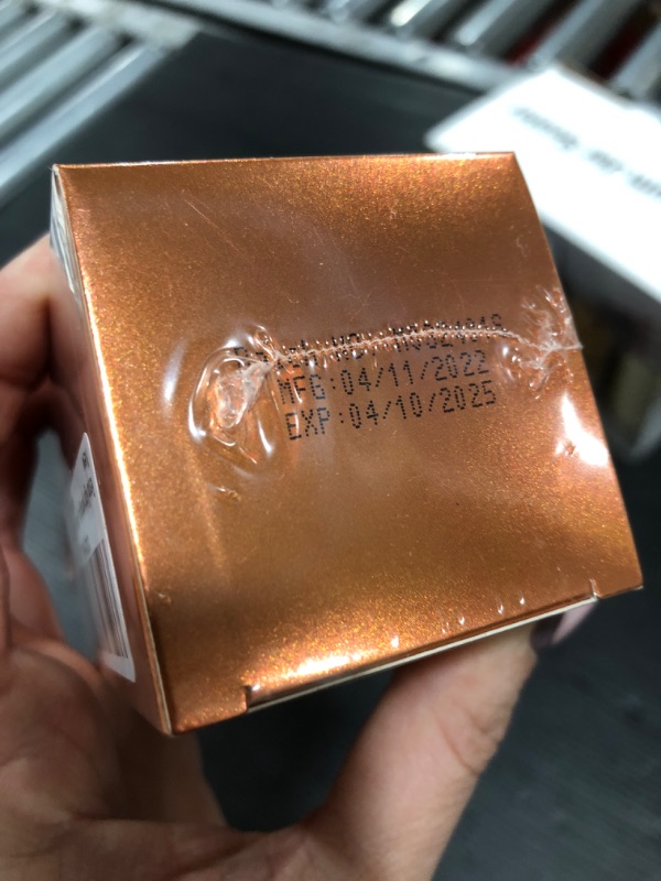 Photo 1 of Retinol Night Hydrating Cream, Reduce Wrinkles, Enhance Skin Radiance, Retinol Moisturizer Cream for Face, Neck, with Hyaluronic Acid, Vitamin B5, Arbutin, 1.7 FL OZ, 50 ML
