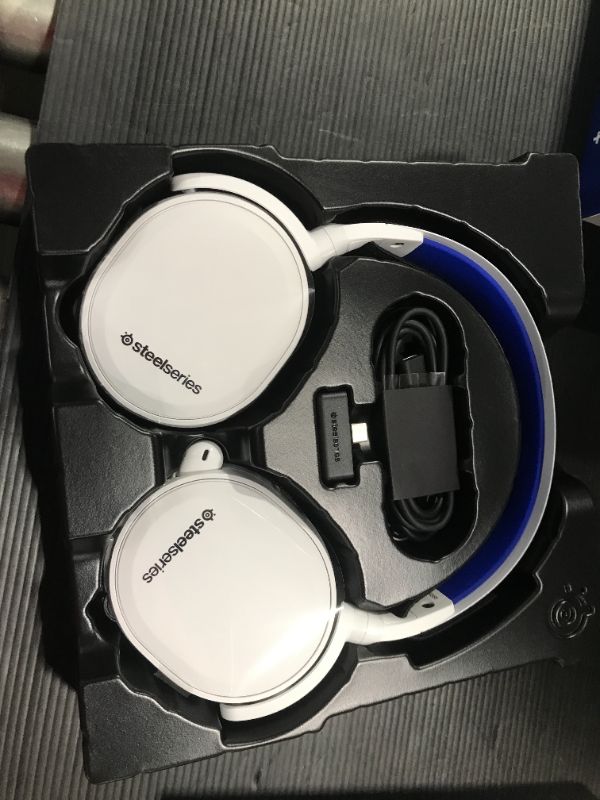 Photo 2 of SteelSeries - Arctis 7P+ Wireless Gaming Headset for PS5, PS4, PC, and Switch - White
