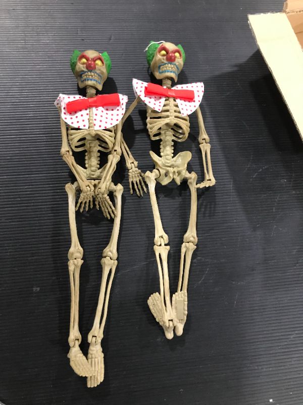 Photo 2 of 16" Full Body Halloween Clown Skeleton Ornament,Skeleton Pendant with Movable Joints for Haunted House Props Decorations Garden Party Festival Events, Halloween Decorations 2PC