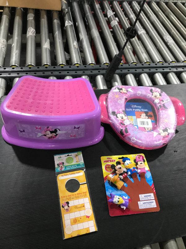 Photo 2 of Disney Minnie Mouse "Bow-Tique" Soft Potty Seat Pink (Set included)