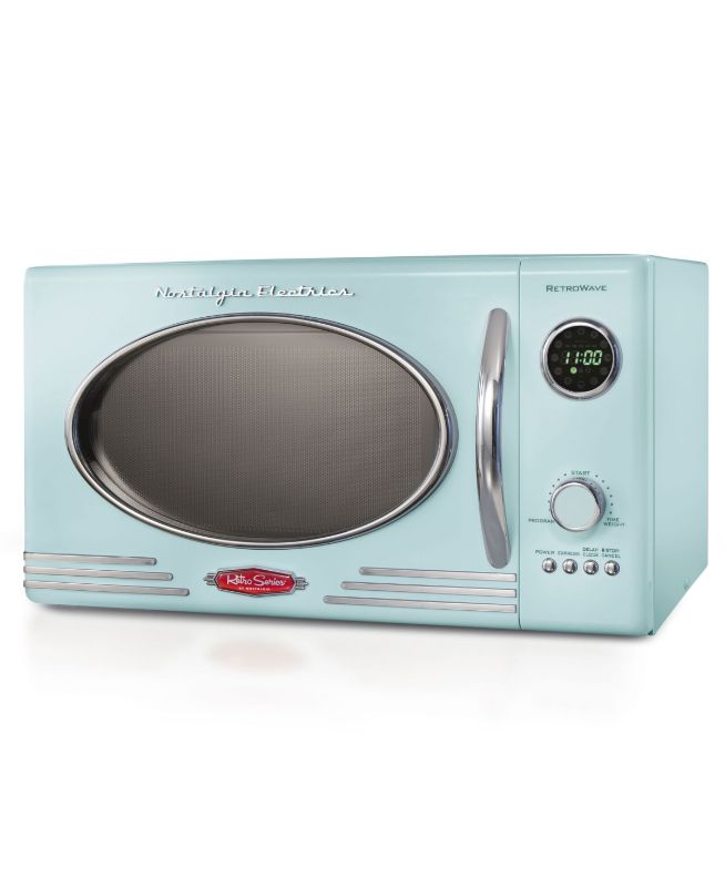 Photo 1 of Nostalgia Retro Microwave Oven, 0.9 Cube'