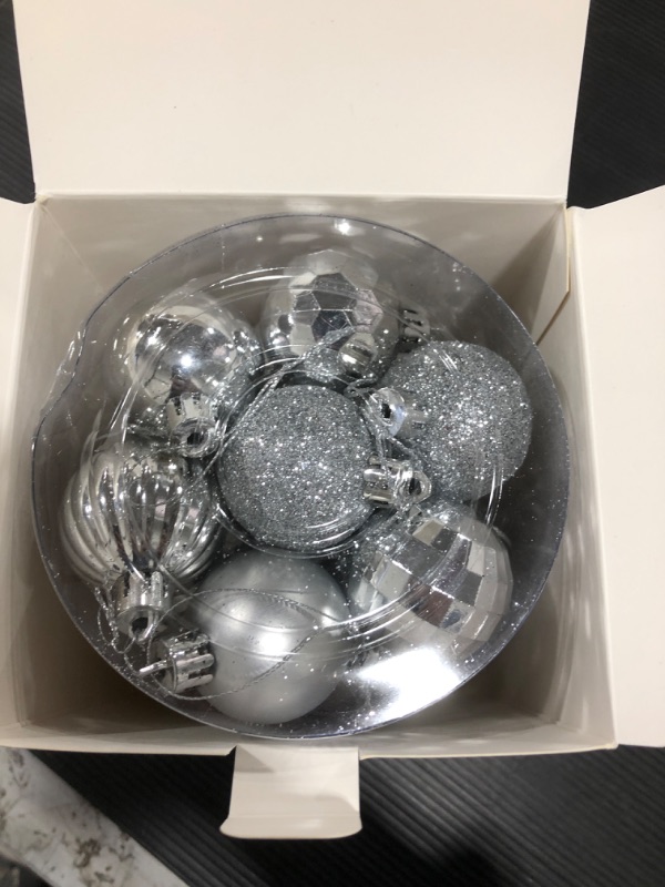 Photo 2 of 34 Ct Christmas Tree Ornaments 1.57 inch Shatterproof Plastic Xmas Tree Hanging Balls for Christmas Decorations (Silver)
