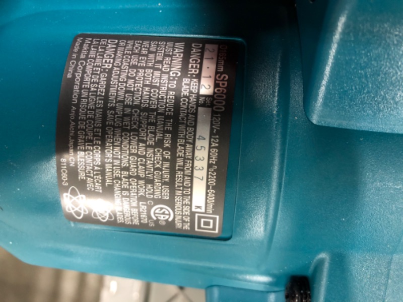Photo 4 of **BOX 1 of 2***
Makita SP6000J1 6-1/2-Inch 12.0 Amp Plunge Circular Saw with Guide Rail