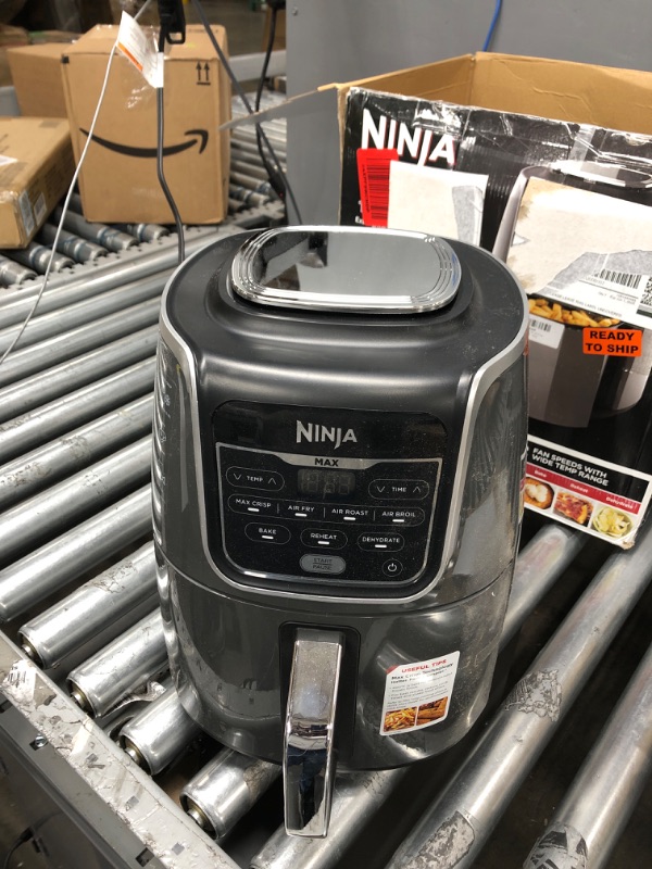 Photo 3 of Ninja AF161 Max XL Air Fryer that Cooks, Crisps, Roasts, Bakes, Reheats and Dehydrates, with 5.5 Quart Capacity, and a High Gloss Finish, Grey