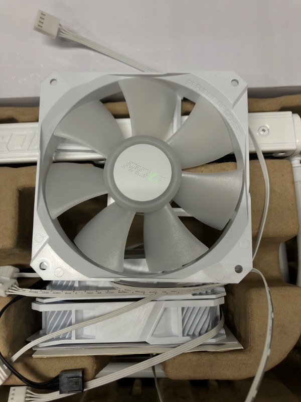 Photo 3 of ASUS ROG Strix LC II 360 ARGB White Edition All-in-one AIO Liquid CPU Cooler 360mm Radiator, Intel LGA1700, 115x/2066 and AMD AM4/TR4 Support, Triple 120mm 4-pin PWM Addressable RGB Radiator Fans