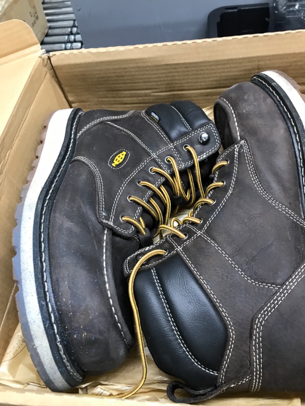 Photo 2 of KEEN Utility Men's Cincinnati Waterproof 6" Composite Toe Work Boots 13 wide mens
