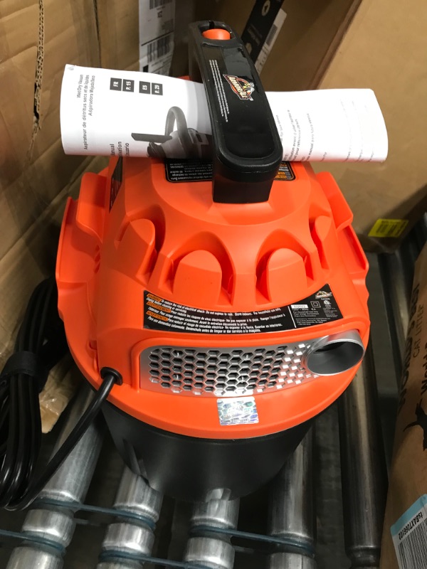 Photo 3 of Armor All, AA255 , 2.5 Gallon 2 Peak HP Wet/Dry Utility Shop Vacuum , Orange
