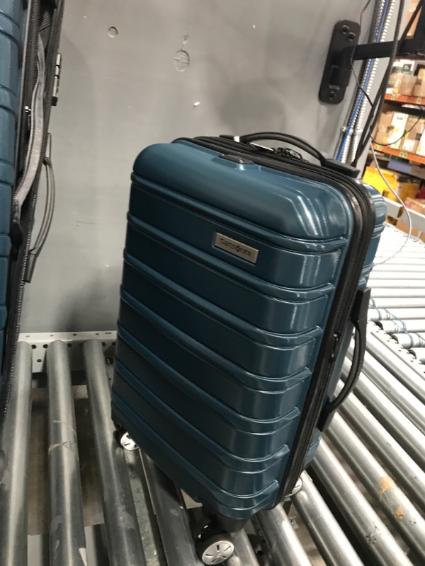 Photo 3 of ** SUIT LOCKED ** Samsonite Omni 2 Hardside Expandable Luggage with Spinner Wheels, 3-Piece Set (20/24/28), Nova Teal 3-Piece Set (20/24/28) Nova Teal