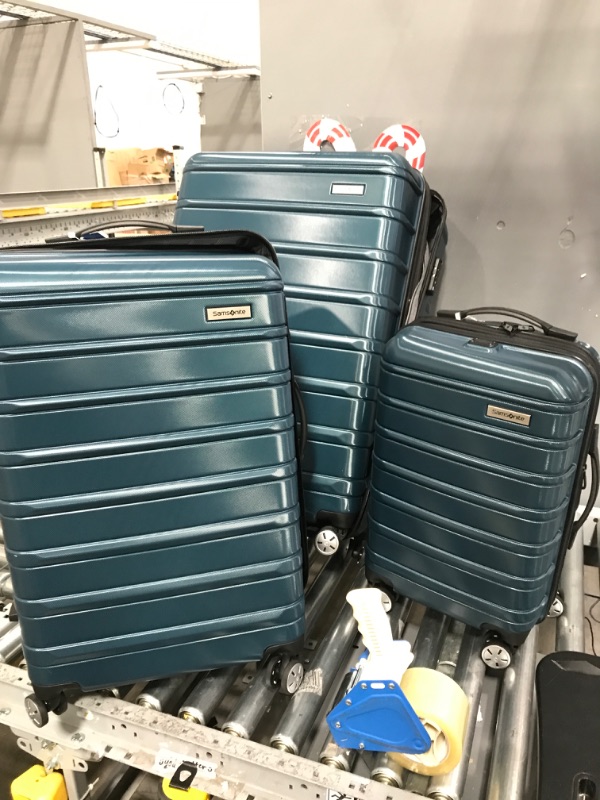 Photo 4 of ** SUIT LOCKED ** Samsonite Omni 2 Hardside Expandable Luggage with Spinner Wheels, 3-Piece Set (20/24/28), Nova Teal 3-Piece Set (20/24/28) Nova Teal