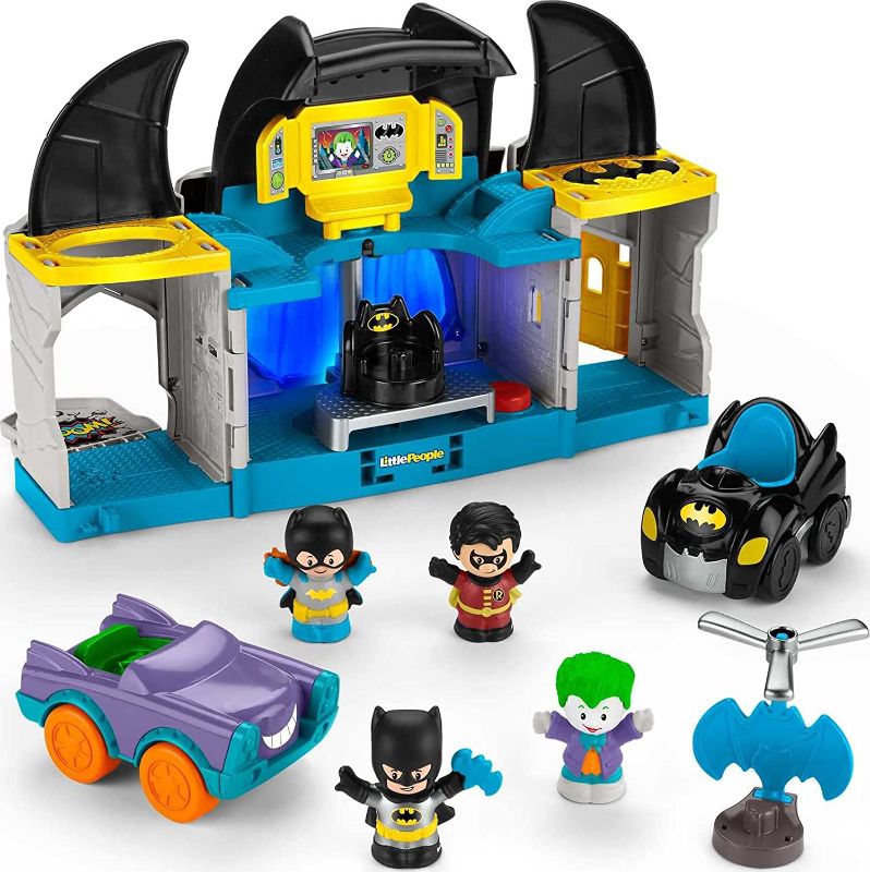 Photo 1 of Fisher-Price Little People DC Super Friends Deluxe Batcave, Batman playset with lights and sounds plus 4 character figures for toddlers [Amazon Exclusive] [Amazon Exclusive]
