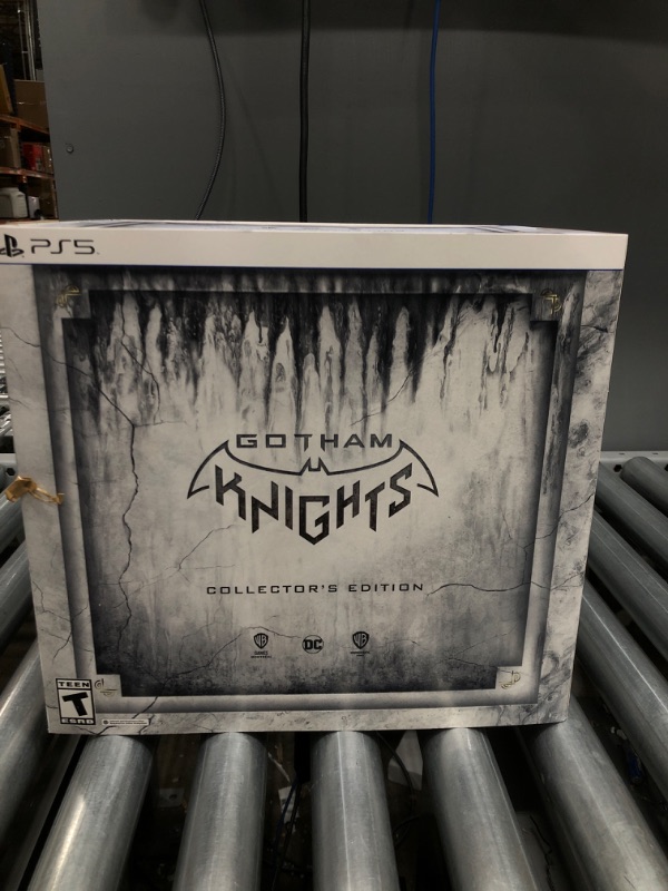 Photo 1 of Gotham Knights Collector’s Edition – PlayStation 5 PlayStation 5 Collector