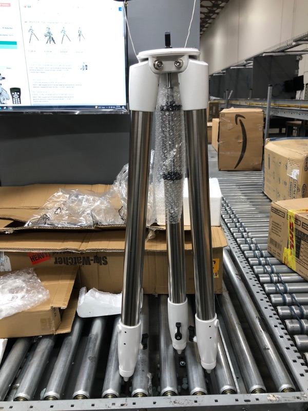 Photo 3 of EQ6-R –  Telescope Mount – Computerized Hand Controller with 42,900+ Celestial Object Database