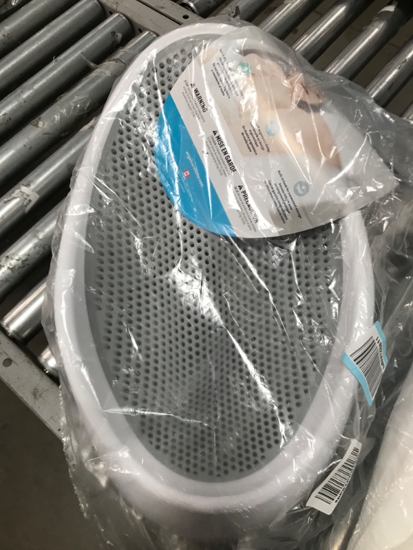 Photo 1 of Angelcare Baby Bath Support - Gray