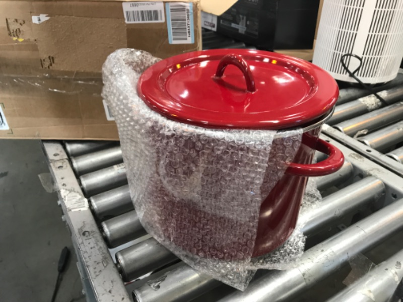 Photo 2 of **** USED IN GOOD CONDITION ****
Rachael Ray Create Delicious Stock Pot/Stockpot with Lid - 12 Quart, Red 12 Quart Pot/Stockpot Red Shimmer