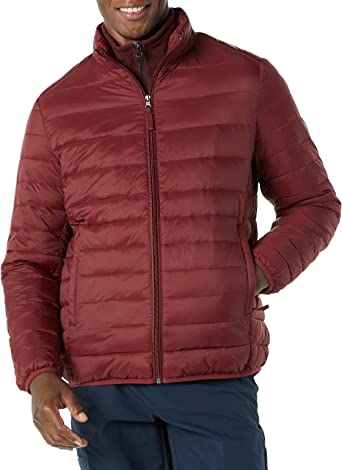 Photo 1 of Amazon Essentials Men's Lightweight Water-Resistant Packable Hooded Puffer Jacket Medium Red