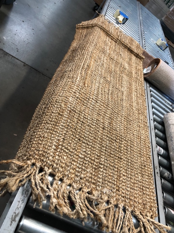 Photo 2 of **used-needs cleaning**
nuLOOM Rigo Hand woven Farmhouse Jute Area Rug-Size:
2' 6" x 6'
2' 6" x 6'
