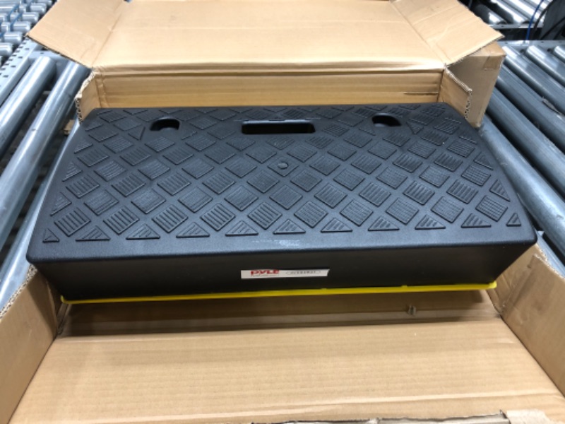 Photo 2 of Portable Lightweight Plastic Curb Ramps - 2PC Heavy Duty Plastic Threshold Ramp Set for Driveway, Loading Dock, Sidewalk, Car, Truck, Scooter, Bike, Motorcycle, Wheelchair Mobility - Pyle PCRBDR27
