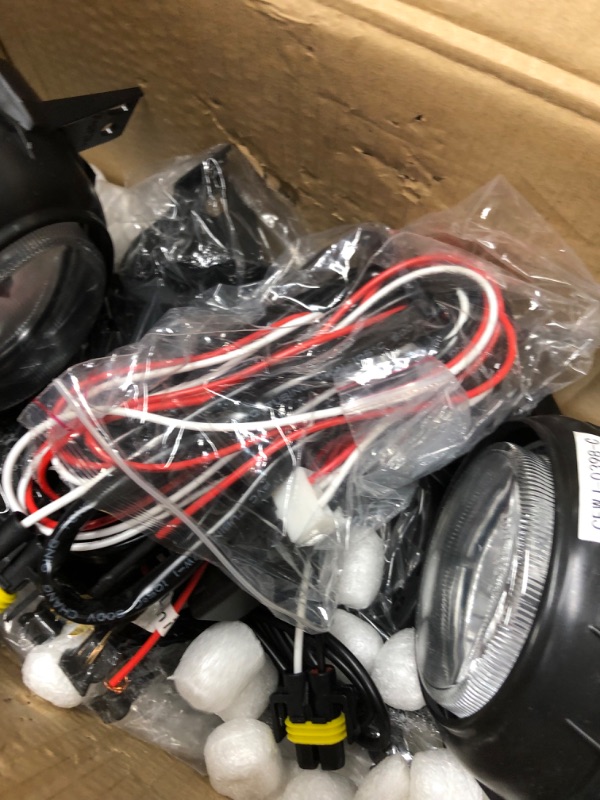 Photo 7 of Fog Lights Assembly Fit for 2014-2017 Mazda 6 With Clear Lens 2PCS OEM Replacement Fog Lamps AUTOWIKI