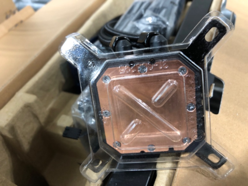 Photo 1 of CORSAIR iCUE H170i ELITE LCD Display Liquid CPU Cooler-Custom IPS LCD Screen-48 Dynamic RGB LEDs-140mm Fans -420mm Radiator-COMMANDER CORE Smart Lighting Controller
