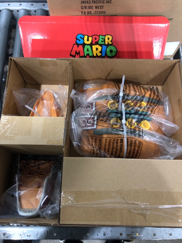 Photo 2 of Super Mario Deluxe Bowser's Air Ship Playset with Mario Action Figure – Authentic In-Game Sounds & Spinning Propellers