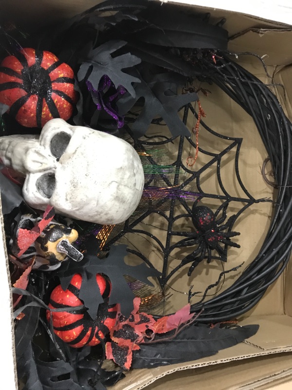 Photo 2 of 21"Halloween Wreaths for Front Door with Lights,Vlorart Skull Wreaths with Maple Leaf, Rose and Pumpkin,Lighted Front Door Wreath for Halloween Wall Fireplace Home Indoor Outdoor Skeleton Decorations
