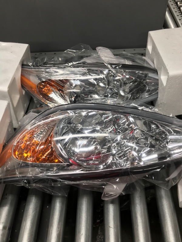 Photo 3 of 1 Pair Halogen Headlights For 2010-2013 Hyundai Tucson Left & Right Headlamp For 2010-2013 Hyundai Tucson Halogen Left & Right Headlights Halogen Headlights Assembly Pair LH & RH Sides
