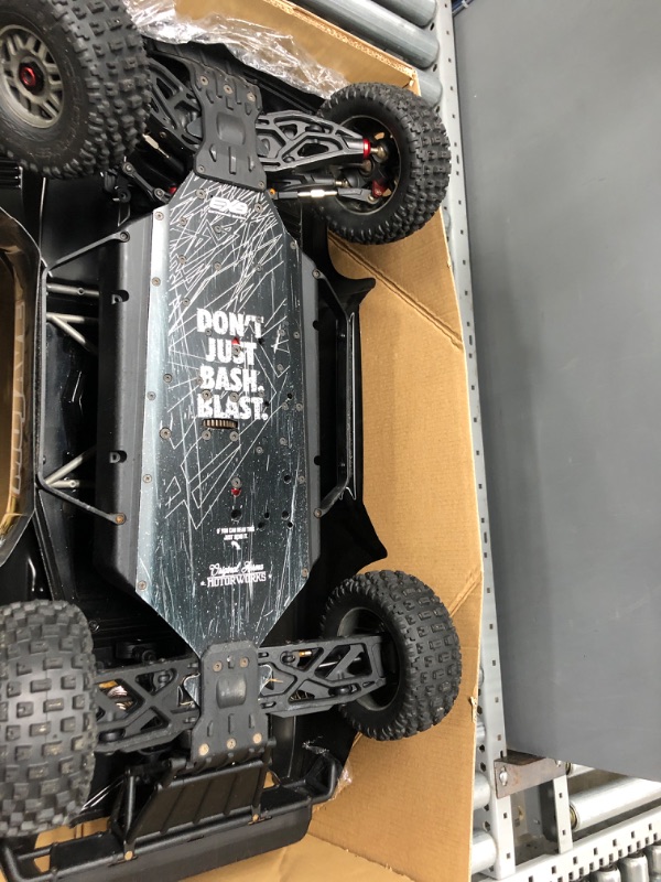 Photo 4 of ARRMA RC Truck 1/7 Mojave 4X4 Extreme Bash Roller, ARA7204 , Black