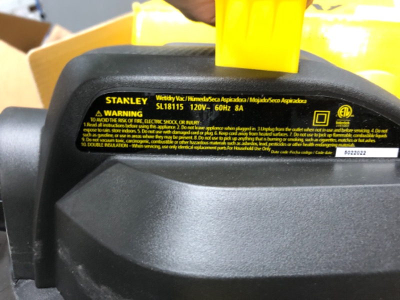Photo 4 of *** tested*** Stanley SL18115 4 HP Wet/Dry Vacuum with Stainless Steel Tank, 5 Gallon