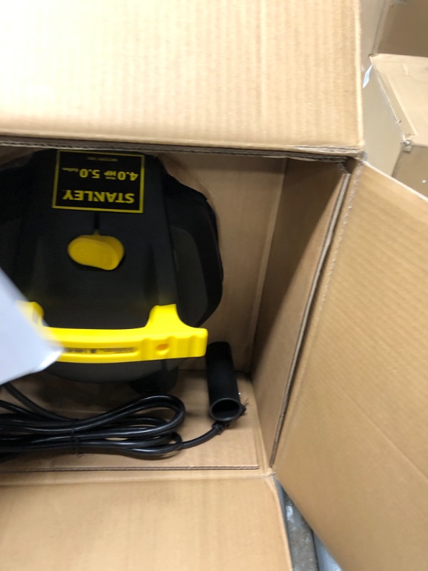 Photo 2 of *** tested*** Stanley SL18115 4 HP Wet/Dry Vacuum with Stainless Steel Tank, 5 Gallon