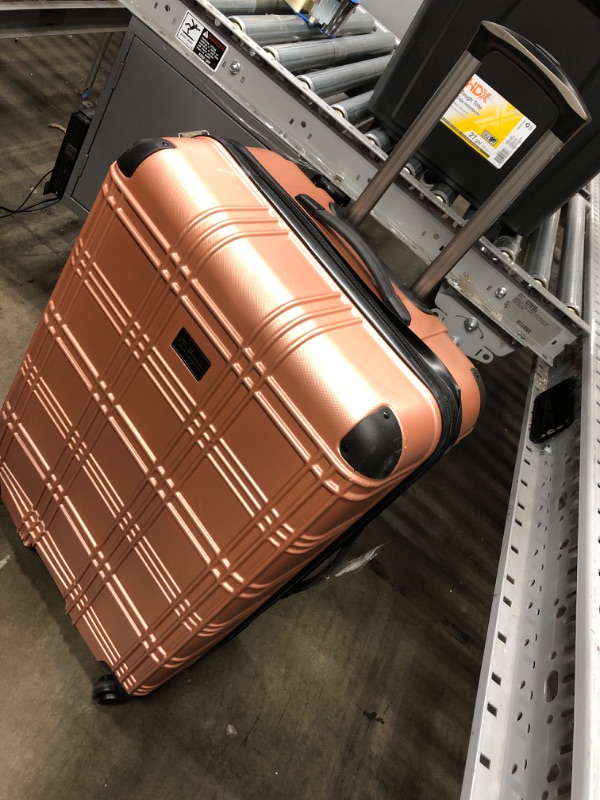 Photo 2 of Ben Sherman Luggage Nottingham 24" Embossed PAP 4-Wheel Luggage (Rose Gold)
